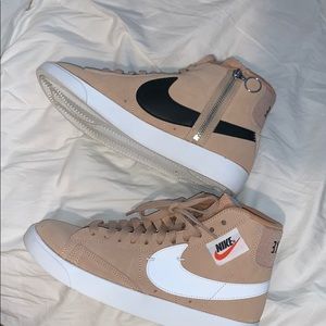 Nike Women’s Blazer mid rebel. Worn once!